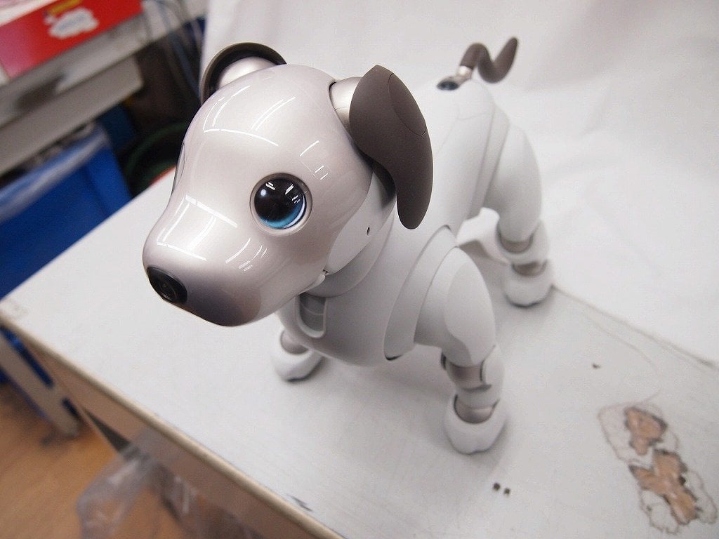 Sony Aibo ERS-1000 White Robot Dog